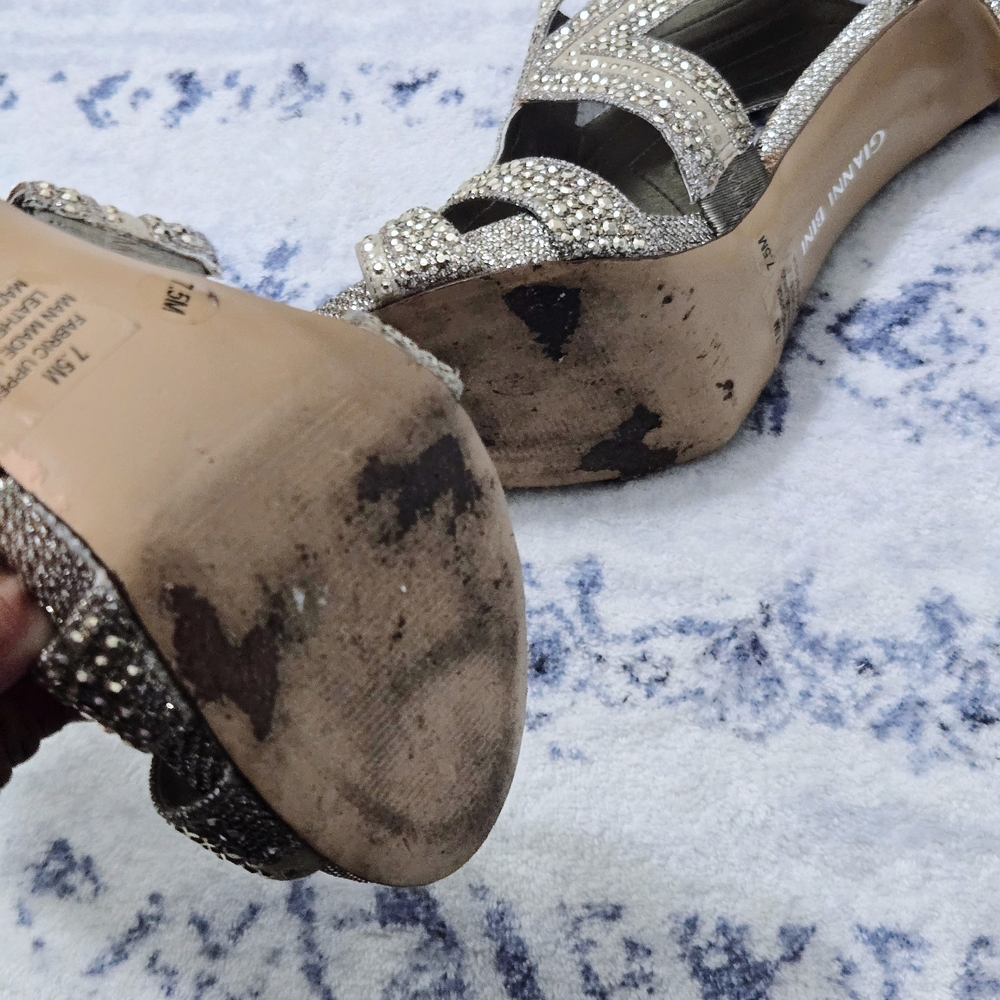 Gianni Bini Sianna Champagne and Gold, 7.5 - Picture 10 of 11